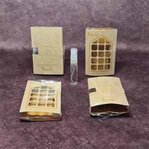 عطر مخصوص حرم امام علی(ع)رایحه دلنشین حرم امیرالمومنین دربسته بندی زیبا
