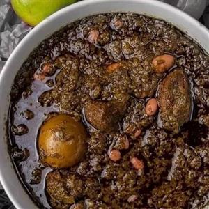 سبزی قورمه سبزی .با سبزیجات محلی خوش طعم و خوش عطر  500 گرم