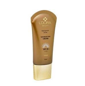 کرم ضدآفتاب SPF50 رنگی و فاقد چربی L’dora حجم 50 میلی لیتر