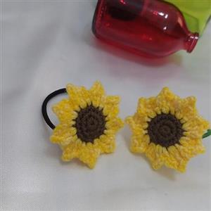 کش مو فانتزی مدل آفتابگردون  برای زینت دادن به موهای شما