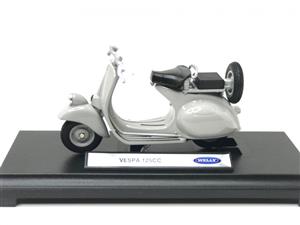 ماکت موتور فلزی  وسپا vespa 125 cc برند ویلی مقیاس 1-18
