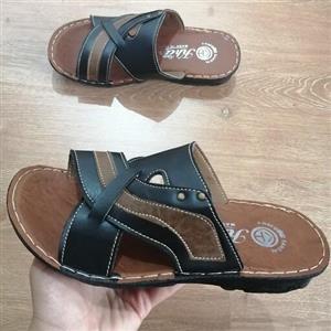 دمپایی پسرانه طبی