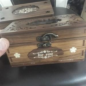 صندوقچه قفلدار