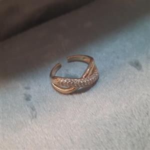 انگشتر زنانه مارک YSX مدل بینهایت طلایی استیل رنگ ثابت مناسب هدیه های خاص