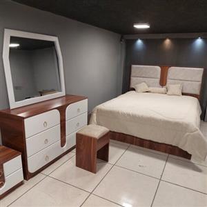 سرویس خواب،تخت خواب دو نفره مدل U ،رنگبندی متفاوت،مدل یو،همراه با میز آرایش و پاتختی