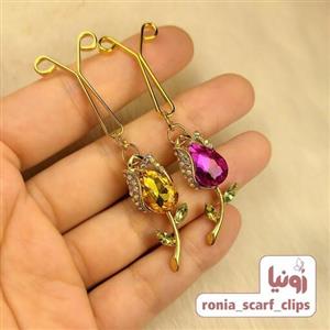 گیره روسری مجلسی رونیا مدل لاله ی عشق رنگ بندی زرد و صورتی با سرگیره معمولی