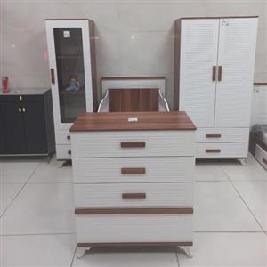 تخت بچه تخت نوزاد  کمد نوزاد کمد نوجوان سیسمونی سرویس خواب جنس کارMDF درجه یک کره ای