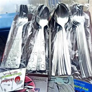 قاشق و چنگال هر شش عدد150گرم دستی40هر شش عدد235گرم دستی50 قاشق چنگال ضدزنگ