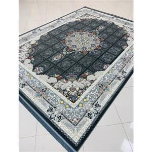 فرش ماشینی 700 شانه اصل تراکم 2550 طرح رومیسا زمینه دودی 12 متری جنس اکرولیک