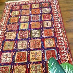 ورنی (گلیم سوزنی) دستبافت قره داغ آذربایجان طرح خشتی (200در130)