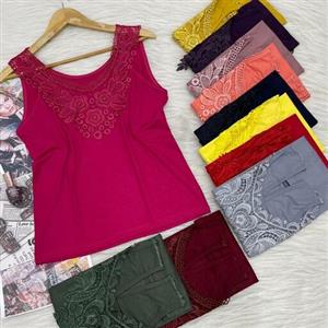 تاپ یقه گیپور زنانه فری سایز دارای رنگ بندی بسیار شیک و با کیفیت