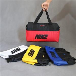 ساک ورزشی نایک  برزنتی سایز متوسط