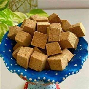 حبه عناب یک کیلویی 65000مستقیم از تولید کننده خریدکنید نه از دلال و واسطه طعم دار کیلویی 75000