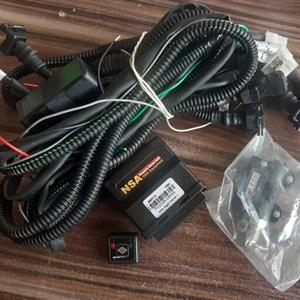 کیت 2012 نصب CNG .امولاتور .کلید . دسته سیم و گیج 12ولت