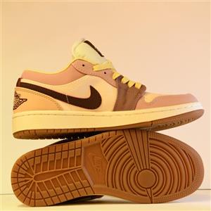 کفش پیاده روی زنانه مدل Air jordan low 1 