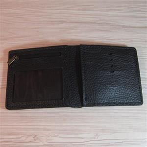 کیف پول چرم طبیعی جیبی مردانه دو لت با جای عکس افقی(رنگ مشکی) دست دوز ورنی چرم()