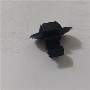 خار میل کاپوت پژو 206 و 207 و سمند ایساکویی