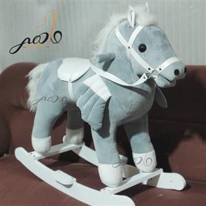 راکر اسب سایز بزرگ طوسی روشن بالدار