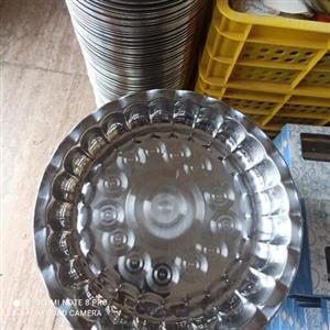 سینی بندانگشتی سینی سایز25 لبه دار ورق 5ضخیم و براق22سانت واقعی تعداد ده تایی 38در لوازم خانگی مشهد کمالی مصلی