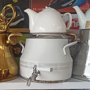 کتری قوری شیردار کف چدن کتری و قوری سفید دسته استیل 6لیتر