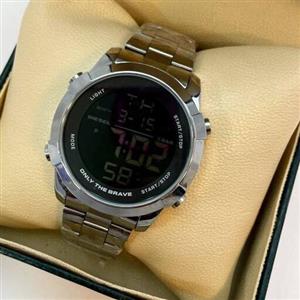 ساعت مردانه برند  دیزل دیجیتالی ضدآب چراغ دار دارای کورنو متر و...698000 تومان فروش به صورت تک و عمده