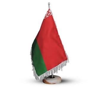 پرچم رومیزی کشور بلاروس ریشه زرد با پایه سنگی افرا توس