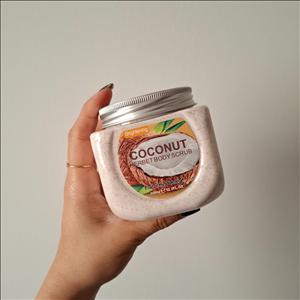 اسکراب  شفاف کننده صورت و بدن عصاره نارگیل وکالی