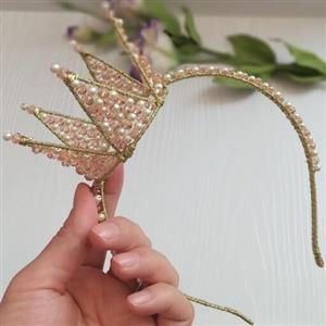 تاج دخترانه پرنسسسی نصب روی تل ترکیب کریستال و مروارید در رنگبندی دلخواه