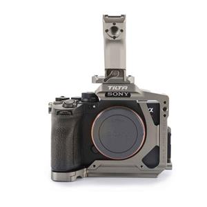 دوربین کیت Sony a7R V tilta TA-T46-A-TG Half CageLightweight Kit for Sony a7R V  (Titanium Gray)