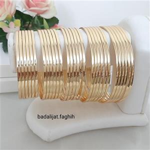 النگو آینه ای فوق العاده شیک طلاروس بسیار با کیفیت و کاملا رنگ ثابت و مناسب استفاده دائم