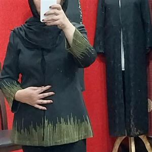 مانتو کتی  گلدوزی شده با نخ ابریشم طرح ملودی