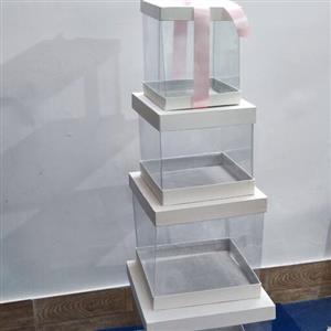 هارد باکس مربعی طلقی در 3سایز35سانت 25سانت و 30سانت مناسب بله برون،هدیه،کیک با استحکام بالا