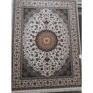 فرش ماشینی 1200 شانه اصل تراکم 3600 طرح اصفهان زمینه کرم 12 متری جنس اکرولیک