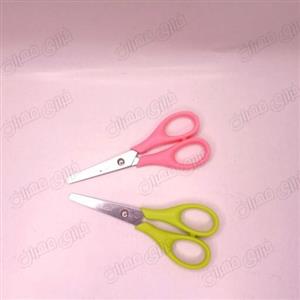 قیچی کوچک کاغذ