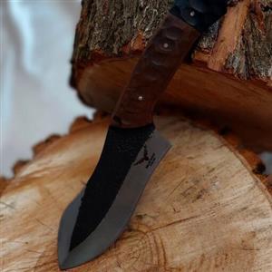 کارد شکاری سوهان آهن بر استاد میلاد زنجان کیفیت بسیار عالی و درجه یک جنس دسته چوب راش و کائوچویی بسیار مقاوم و سفارشی
