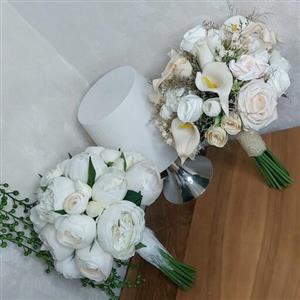 دسته گل مصنوعی عروس سفید و کرمی، هدیه، عروسی، عقد، نامزدی، فرمالیته، پیونی، شیپوری، رز