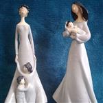 مجسمه مادر و فرزندبا جنس پلی استر خارجی قابل شستشو مناسب هدیه-دکوری تزئینی