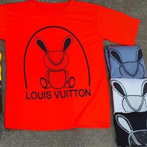 تی شرت لانگ در 14 رنگ قیمت 150 هزار تومن کد1402 غرفه فریک لند در با سلام