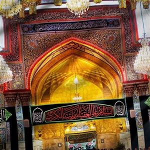 کتیبه مخمل ایوان حرم مطهر امام حسین(ع) اندازه 240 در 140 سانتی متر چاپ سابلیمیشن روی پارچه مخمل قابل شستشو باکیفیت بالا