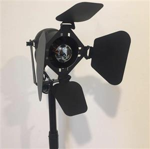 آباژور مدرن کد ۵۲۷