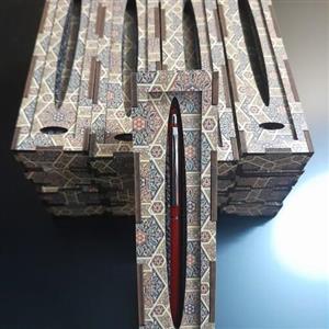 جعبه چوبی خودکار