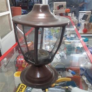 چراغ سر دیواری حیاطی