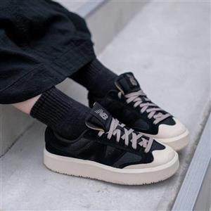 کتونی نیو بالانس سی تی 302 زنانه مشکی کرم