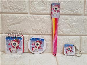 ست چوبی 4 تکه فانتزی طرح اسب تک شاخ 