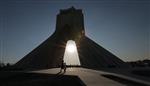 فوتیج برج آزادی تهران با نور خورشید