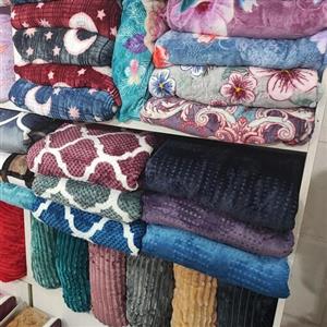 پتو ژله ای 4فصل یک نفره راه راه مخملی.پتو مسافرتی مخملی.پتو یکنفره