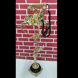 تلفن برنزی ایستاده طرح فرشته