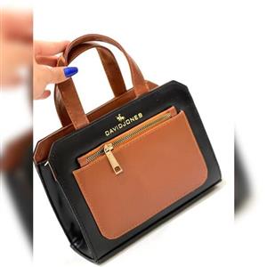 کیف زنانه دستی کیف دوشی زنانه کیف برند دیوید جونز  کیف چرم با کیفیت و جادار ارسال رایگان