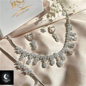 سرویس نقره زنانه پرکار باعیار 925 استاندارد و آبکاری طلا سفید 