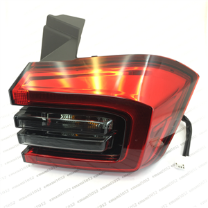 چراغ عقب راست روی گلگیر ام وی ام X55